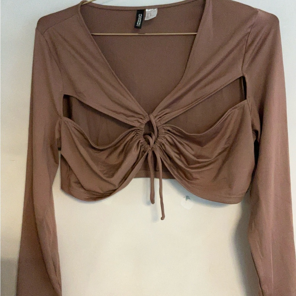 H&M Mocha Long Sleeve Ruched Blouse